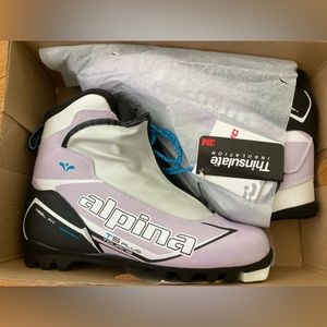 NIB women’s Alpina T5 Eve Plus